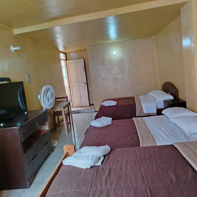 Hotel Los Burritos - Triple Room with Balcony - 4