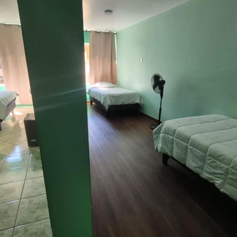 Hotel Marsal - Habitación Cuádruple Clásica - 3
