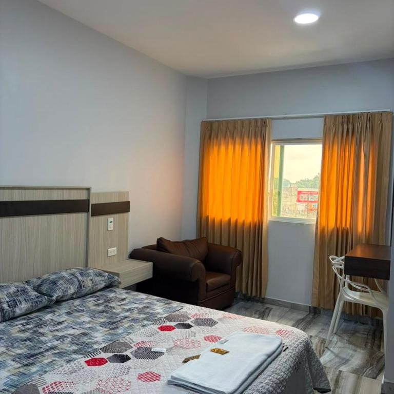 Hotel Imperial - Habitación Estándar - 1 cama grande - 4