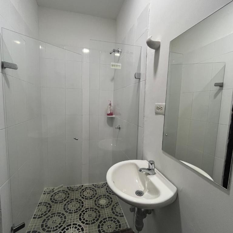 CIC Apartamento amoblado Mirador del Sinú - Apartamento de 2 dormitorios - 33