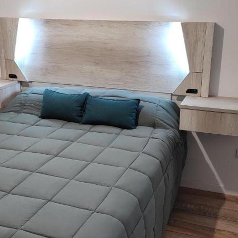 Departamento moderno con cochera y WiFi Excelente ubicación, Villa Carlos Paz - Apartamento de 1 dormitorio - 3