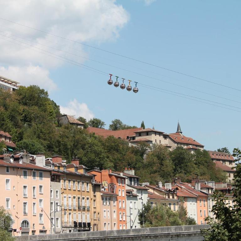 Appartement calme - Hypercentre - Tram 2 minutes - Apartamento de 1 dormitorio - 17