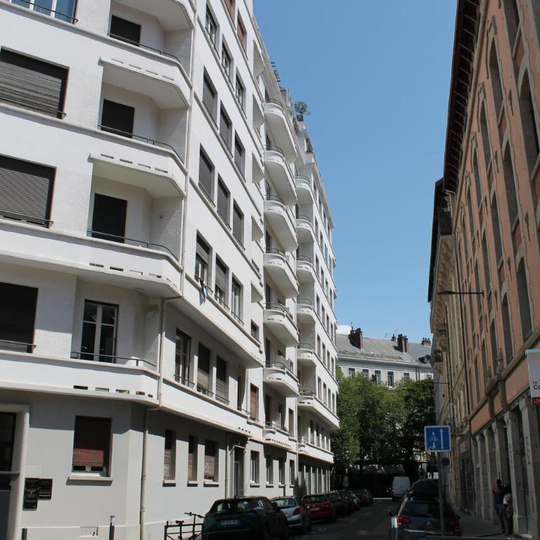 Appartement calme - Hypercentre - Tram 2 minutes - Apartamento de 1 dormitorio - 18