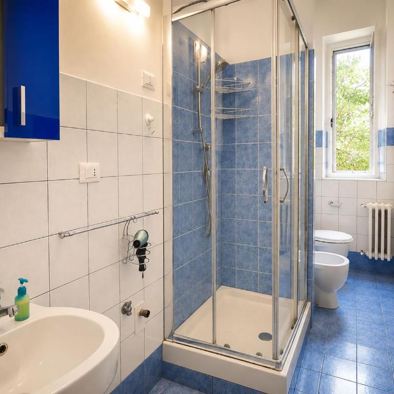Sweet Life Guesthouse Hospety Group - Chambre Triple avec Salle de Bains Privative Séparée - 6