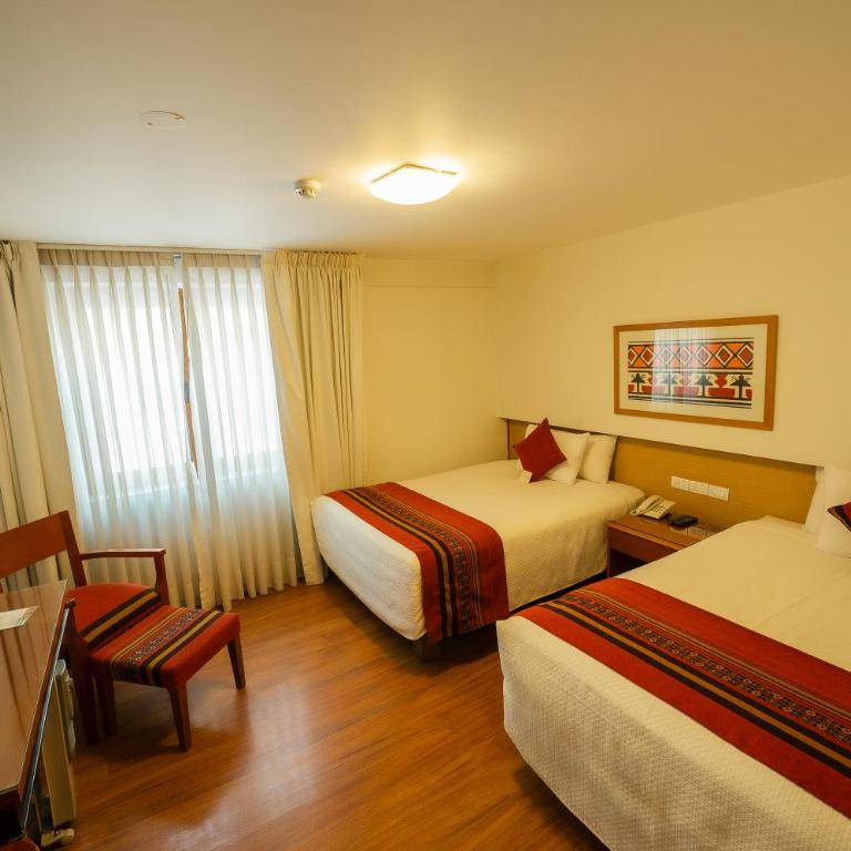 San Agustin Plaza - Habitación Familiar (2 adultos y 2 niños) - 5