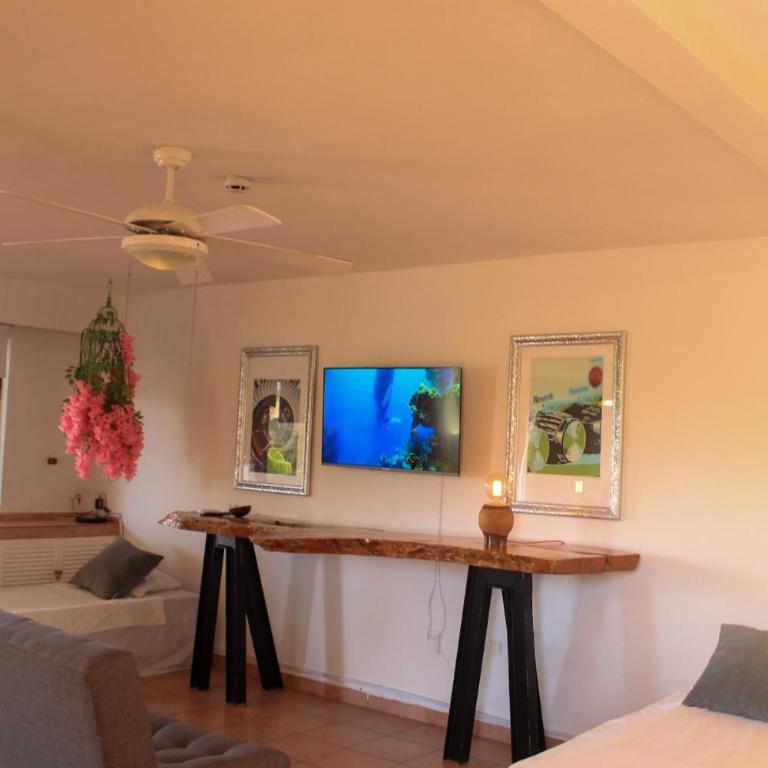 Villa del Mar - Double Room with Park View - 13