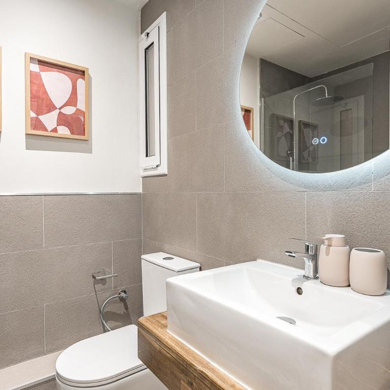 Camp Nou Prestige Apartment - Apartment mit 4 Schlafzimmern - 5