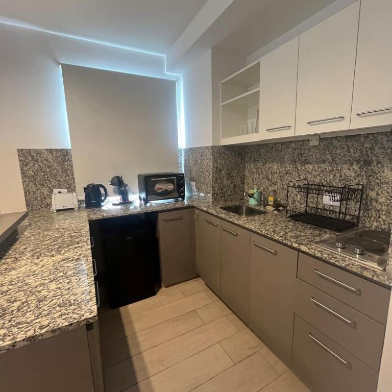 Studio con amenities zona Hospital Italiamo 81 - Apartamento de 1 dormitorio - 19