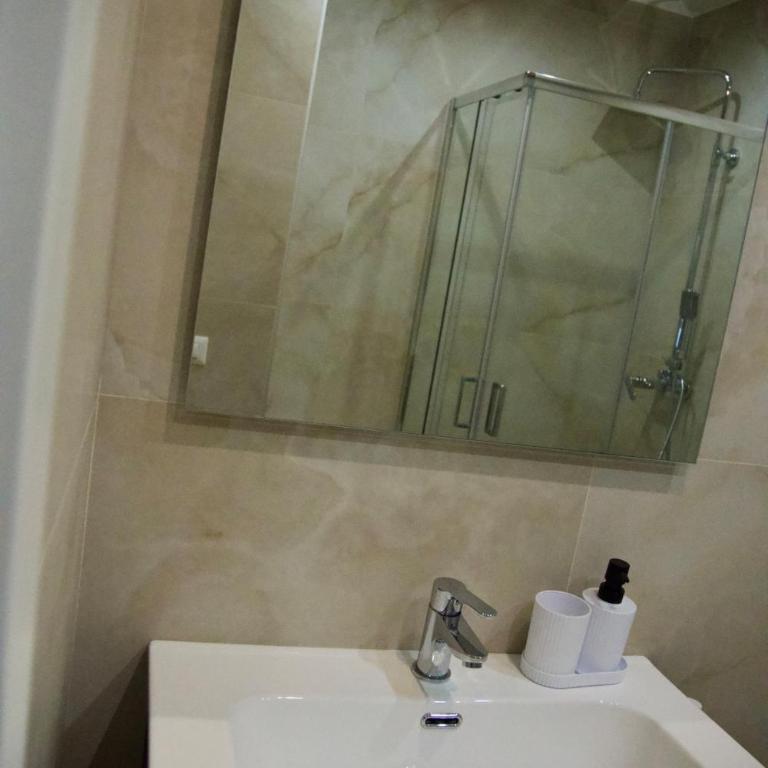 Vent1-Rooms - Appartamento con 2 Camere da Letto - 38