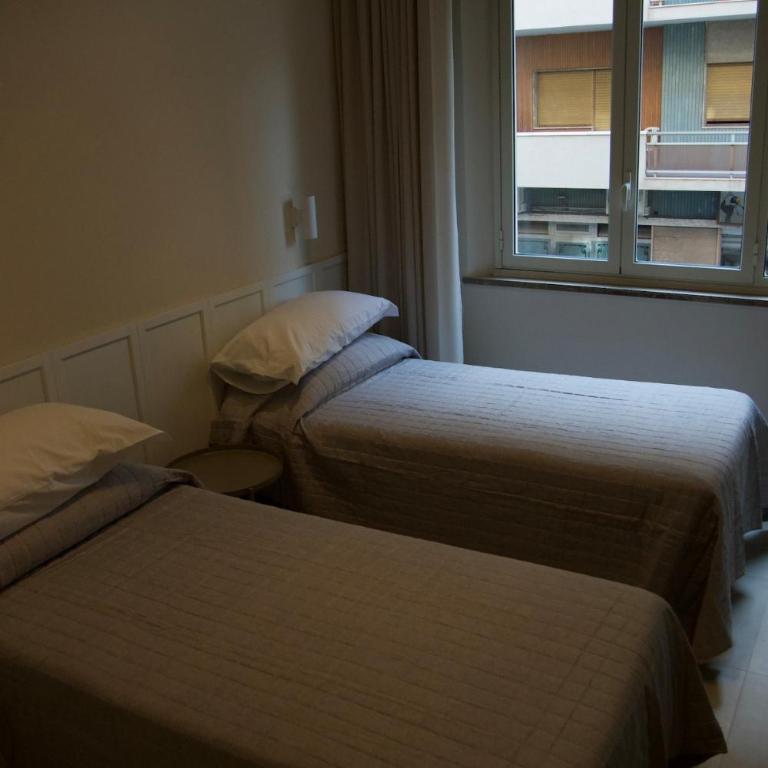Vent1-Rooms - Appartamento con 2 Camere da Letto - 45