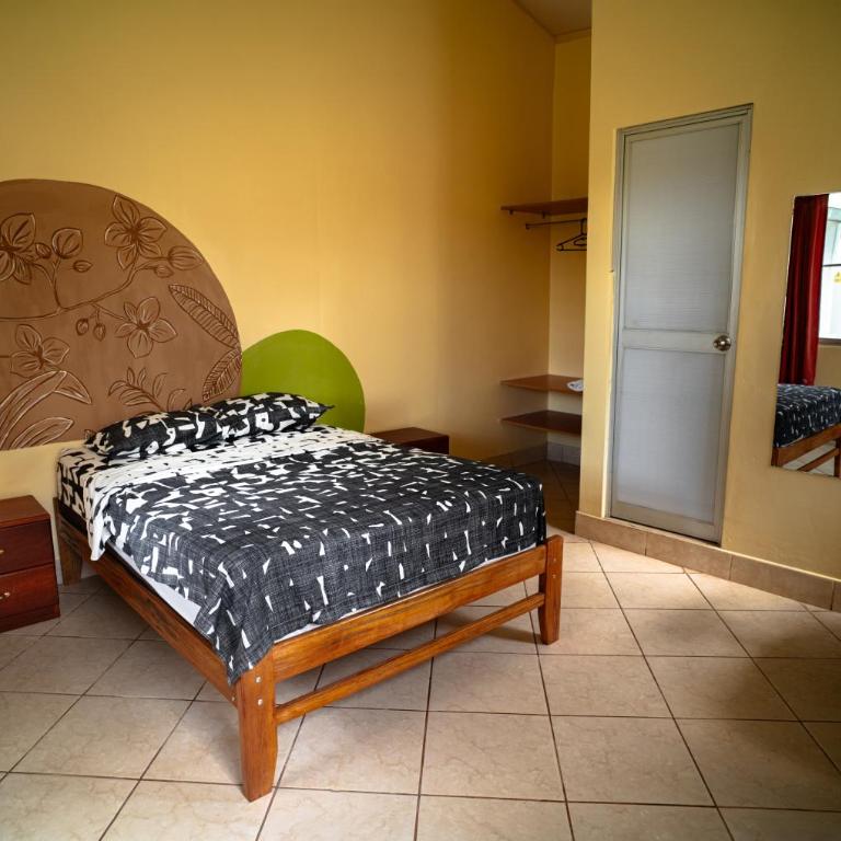 Casa GoInn - Habitación Doble Estándar con ventilador - 5