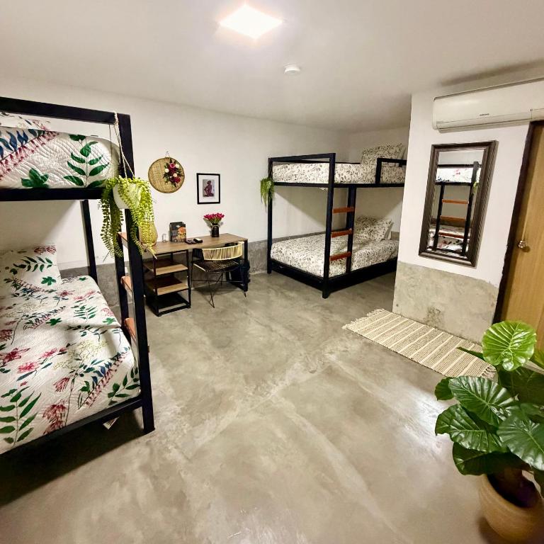 Nómada22 -Hotel moderno en el centro de Neiva - Camarote Familiar - 10