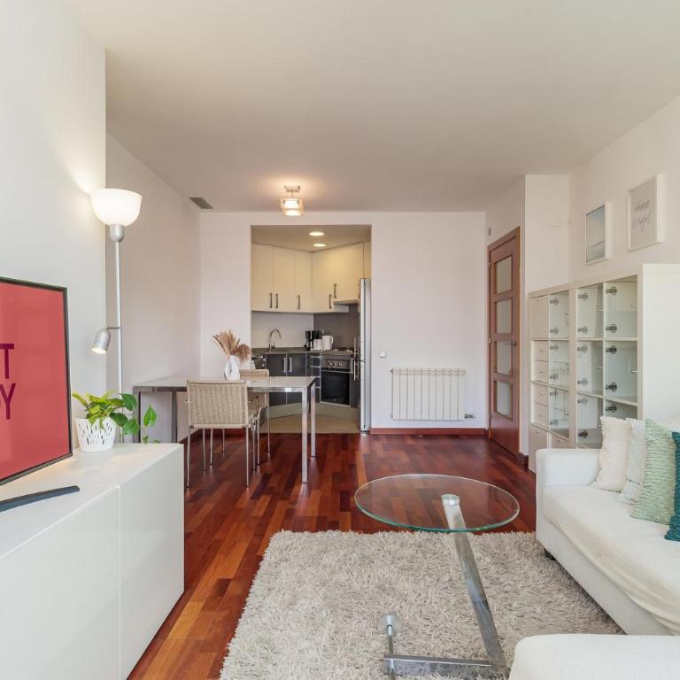 GuestReady-Stay in Poblenou with Pool & City Views - Apartment mit 3 Schlafzimmern und Balkon - 3