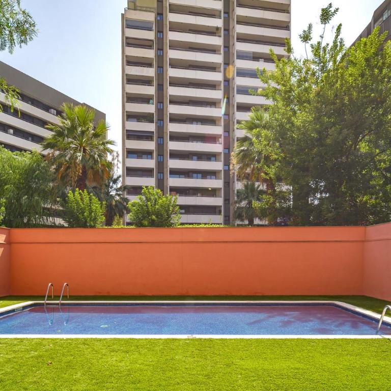 GuestReady-Stay in Poblenou with Pool & City Views - Apartment mit 3 Schlafzimmern und Balkon - 2