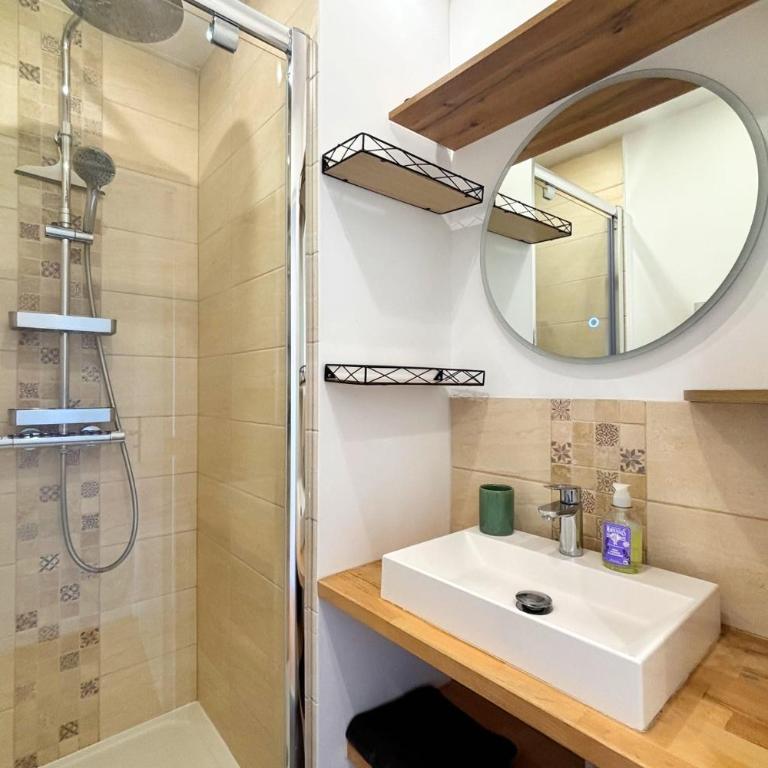 Le Saint Joseph - Vue Centre-ville Parking - Appartement - 14