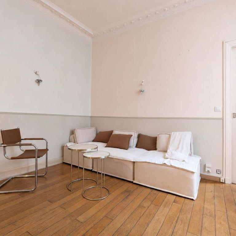 Cocon soigné sur cour près des Buttes-Ch - 3 pers - Appartamento con 1 Camera da Letto - 14