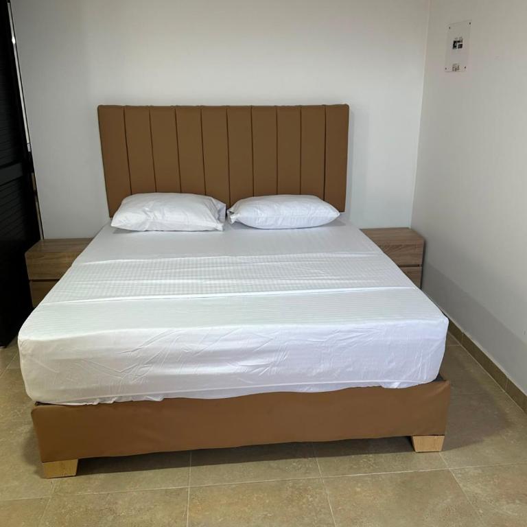 Hotel Central Park Cartago - Habitación Doble - 8