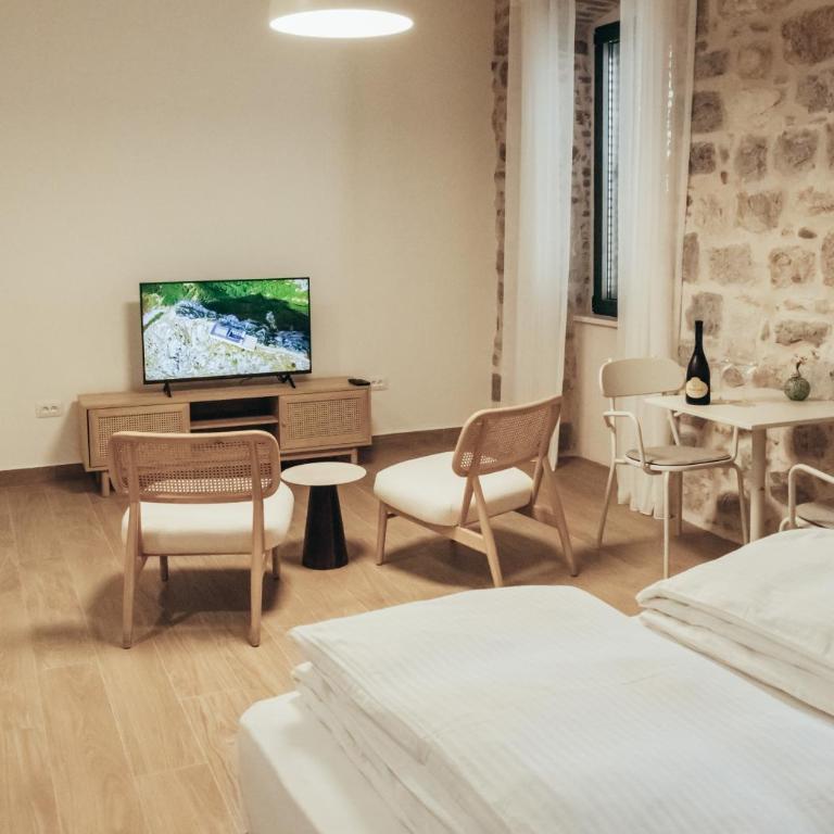 Nar Apartments - King Studio - 8