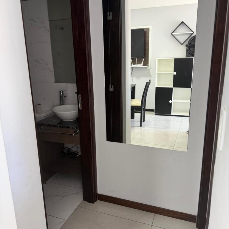 Depto Elegante, Centrico, Calef Central, Cochera - One-Bedroom Apartment - 7
