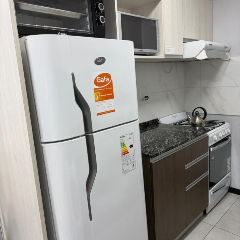 Depto Elegante, Centrico, Calef Central, Cochera - One-Bedroom Apartment - 8
