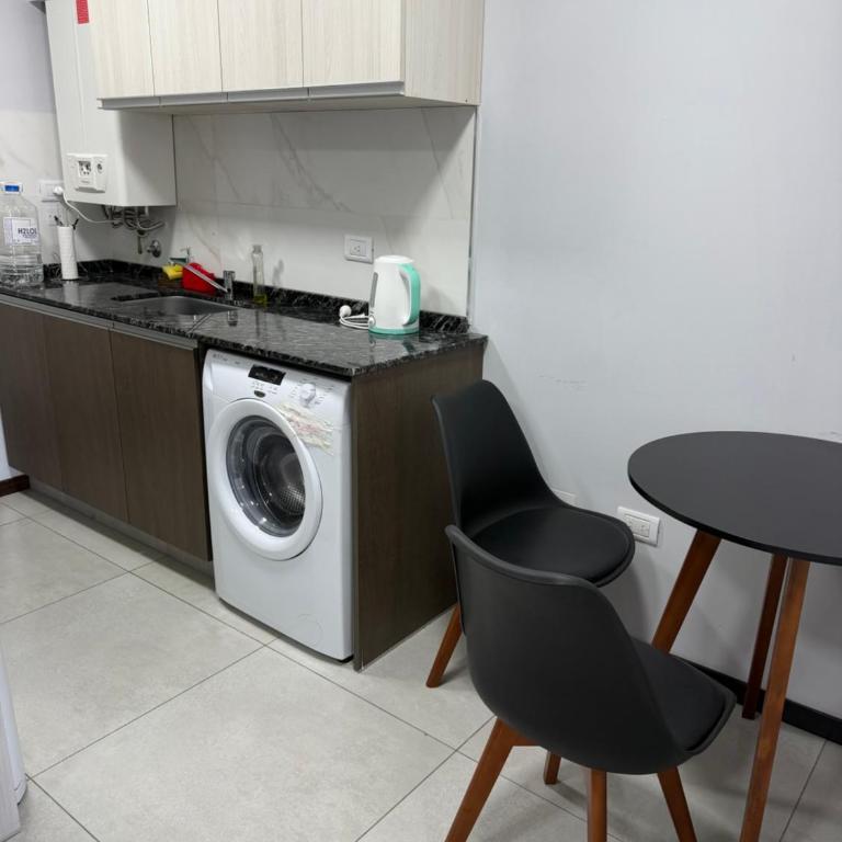 Depto Elegante, Centrico, Calef Central, Cochera - One-Bedroom Apartment - 9