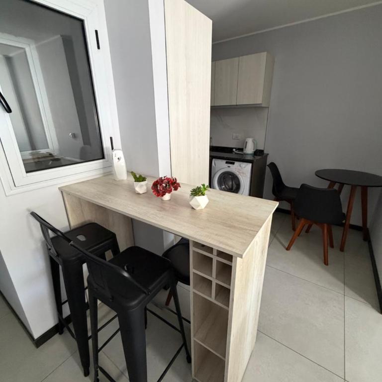 Depto Elegante, Centrico, Calef Central, Cochera - One-Bedroom Apartment - 11