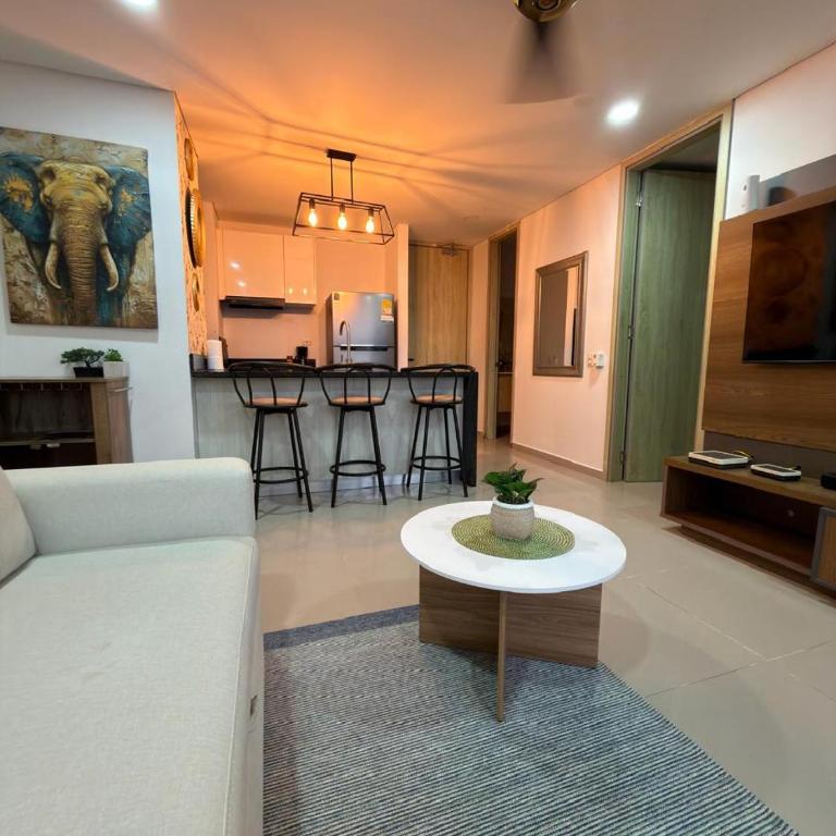 Apartamento Moderno y Lujoso con vista al Mar PISO19 - Cerca a la Ciudad Amurallada - Three-Bedroom Apartment - 32