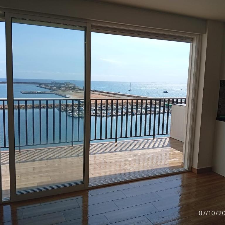 Sandra Náufragos Vista - Three-Bedroom Apartment - 1