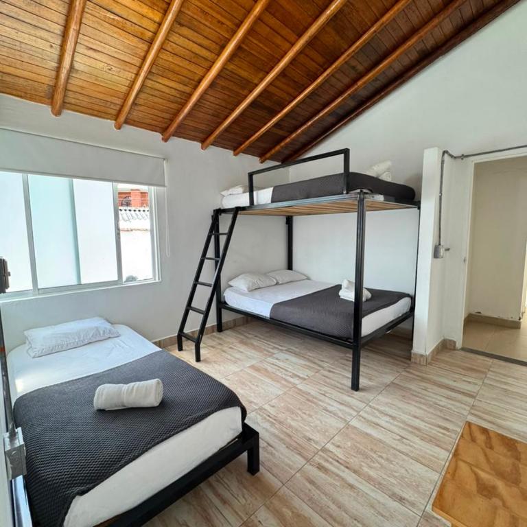 La Madriguera Hotel Guatapé Con Embalse - Habitación Familiar - 8