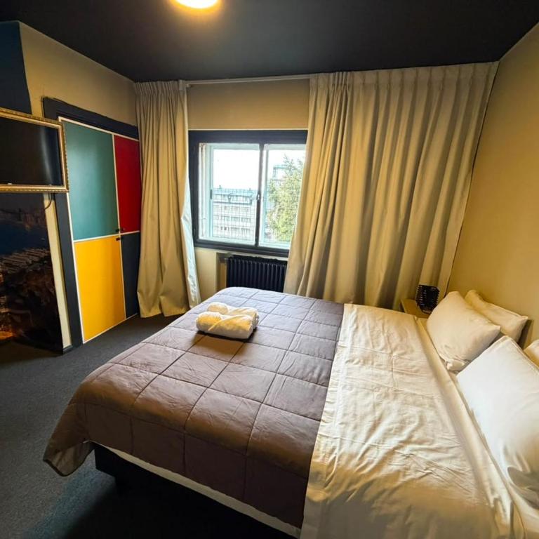 Hotel BellaVista - Queen Room - 2