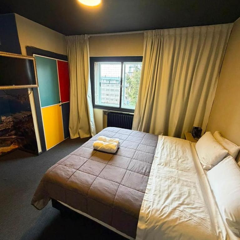 Hotel BellaVista - Queen Room - 3