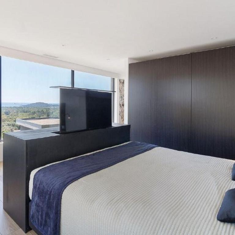 Style Villa Sea Views Pool Sleeps 12 - Villa - 17