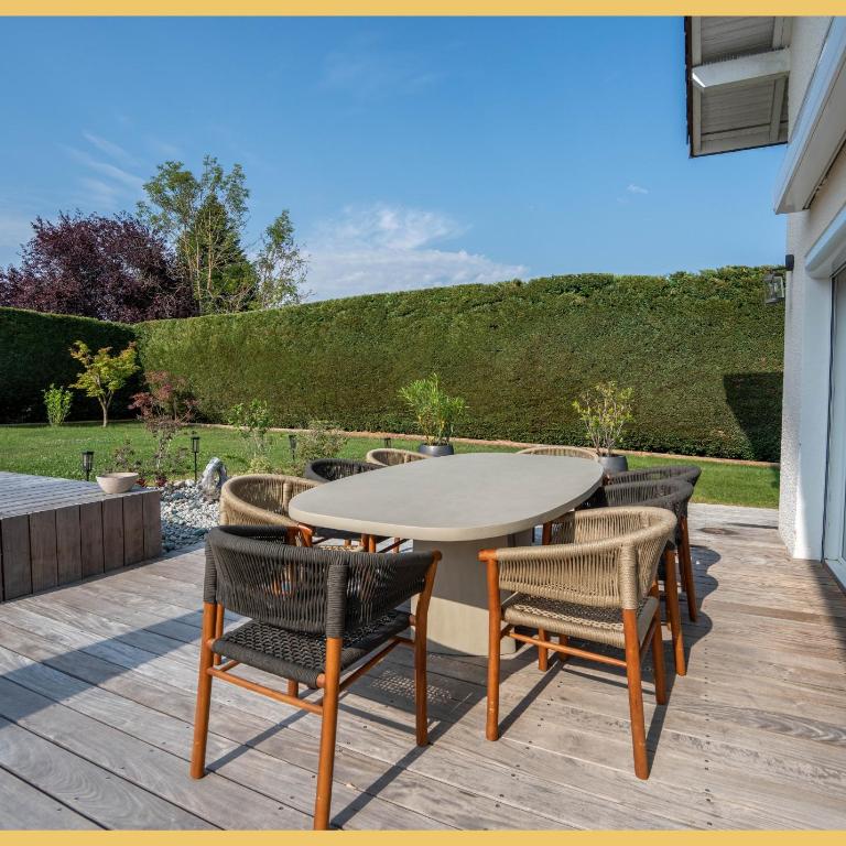 Villa Léman & Piscine I Veigy-Foncenex - Maison 3 Chambres - 48