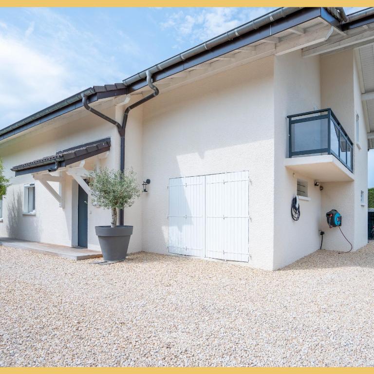 Villa Léman & Piscine I Veigy-Foncenex - Maison 3 Chambres - 52