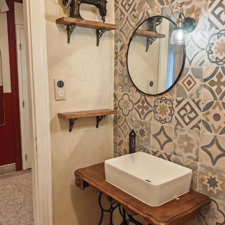 Le Vintage 4 étoiles L'Atelier 4 étoiles La Cabane 3 étoiles, 3 Appartements dans le même immeuble jusqu'à 14 personnes - Appartement Deluxe - 13