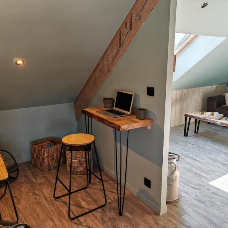 Le Vintage 4 étoiles L'Atelier 4 étoiles La Cabane 3 étoiles, 3 Appartements dans le même immeuble jusqu'à 14 personnes - Appartement Deluxe - 16
