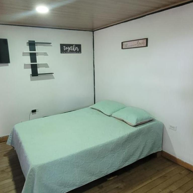 zona verde, cerca al aeropuerto - Casa con 1 dormitorio - 7