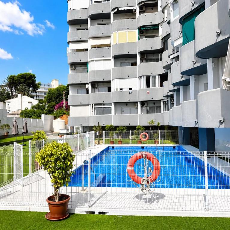 Apartamento Exclusivo de Diseño y piscina en centro de Torremolinos - Apartment mit 2 Schlafzimmern - 41