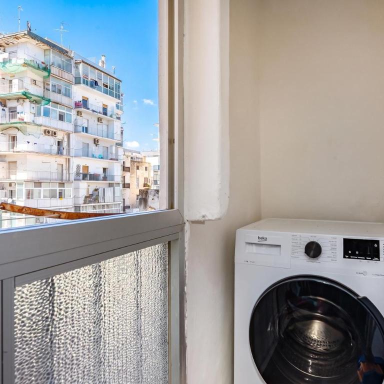 Eva Apartment Bari - Happy Rentals - Appartamento con Balcone - 9