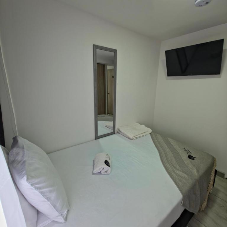 Ayenda Ceiba Rooms - Standard Single Room with Shared Bathroom - 7