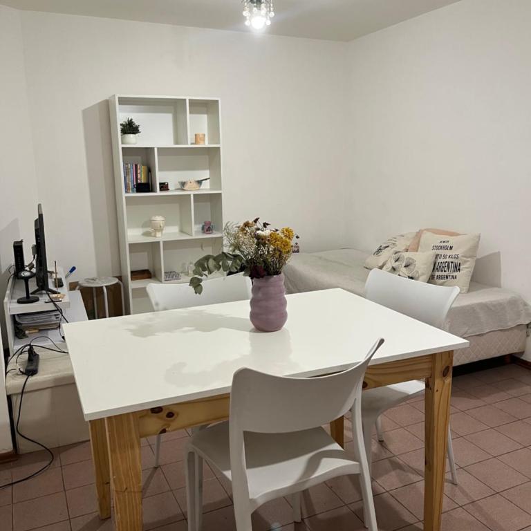 Cálido y luminoso departamento en Nueva Córdoba - One-Bedroom Apartment - 7