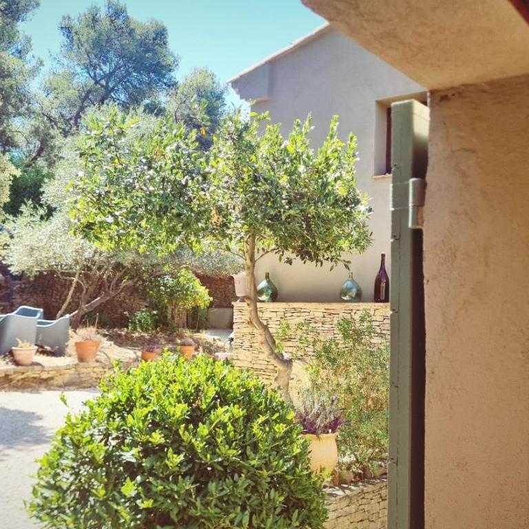Le Clos de la Tour d'Örrianh - Suite - Vue sur Jardin - 4