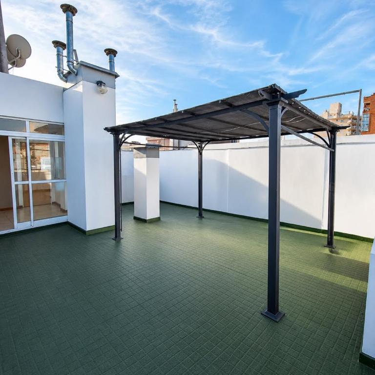 Departamento centrico con pileta,cochera y quincho - Apartamento de 1 dormitorio - 9