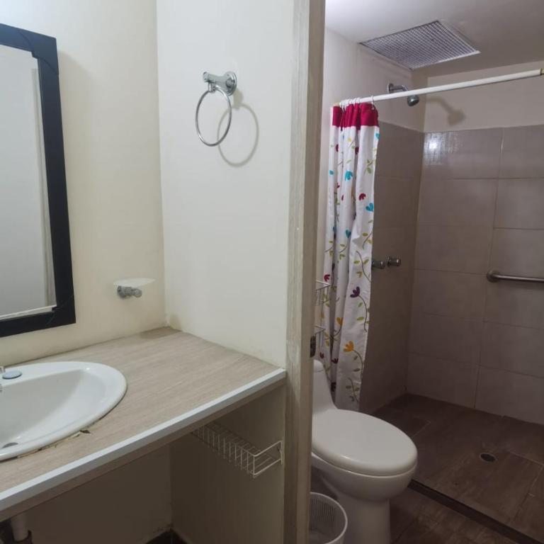 Roof Hostel - Family Room with Private Bathroom - 4
