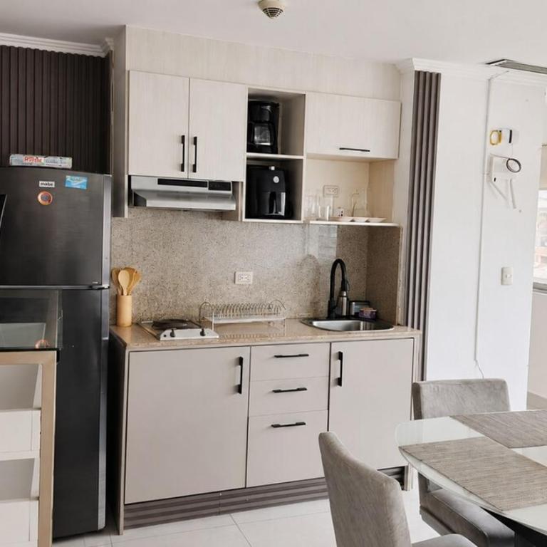 Suite Elegante con piscina y vista al cerro RF2-1007 - One-Bedroom Apartment with View - 8