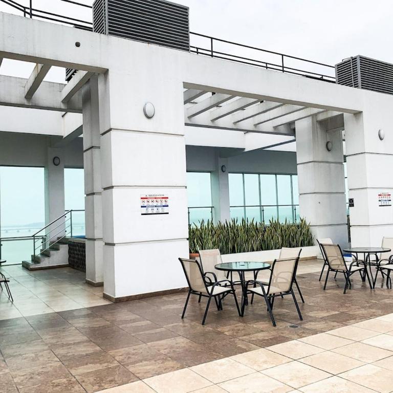 Suite Elegante con piscina y vista al cerro RF2-1007 - One-Bedroom Apartment with View - 16
