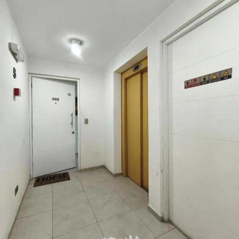Hermoso departamento en Huechuraba - Apartamento de 3 dormitorios - 16