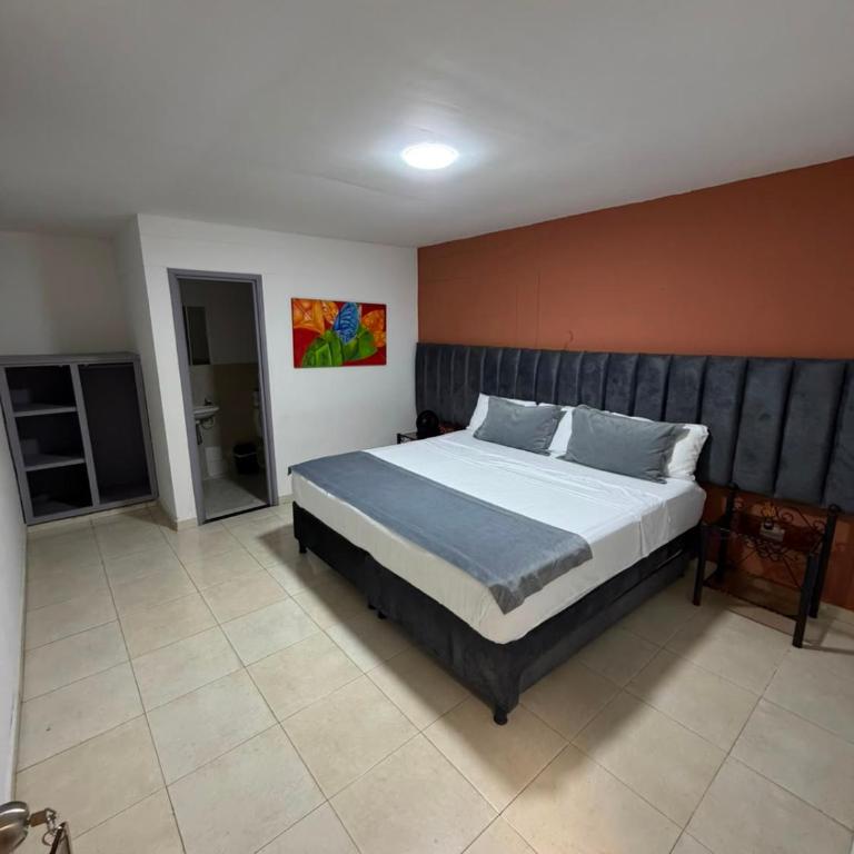 Hotel empresarial - Suite - 1