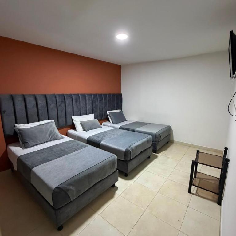 Hotel empresarial - Habitación Triple - 1