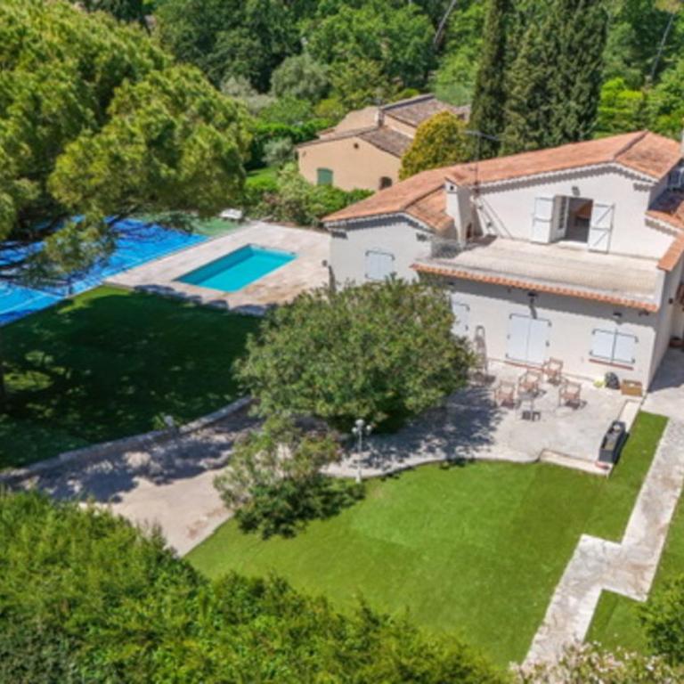 Premium house in Mougins with Private Tennis - Villa - 1